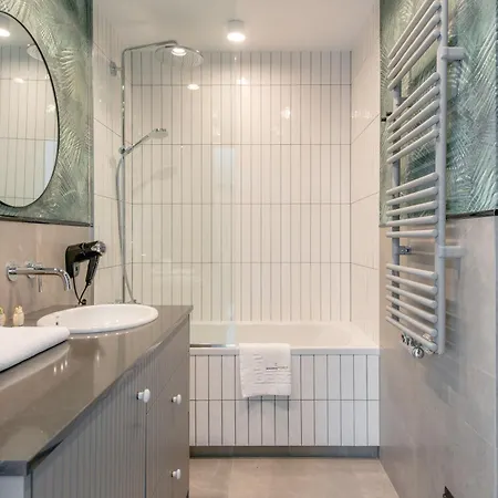 アパートホテル Inqse Marina 4*