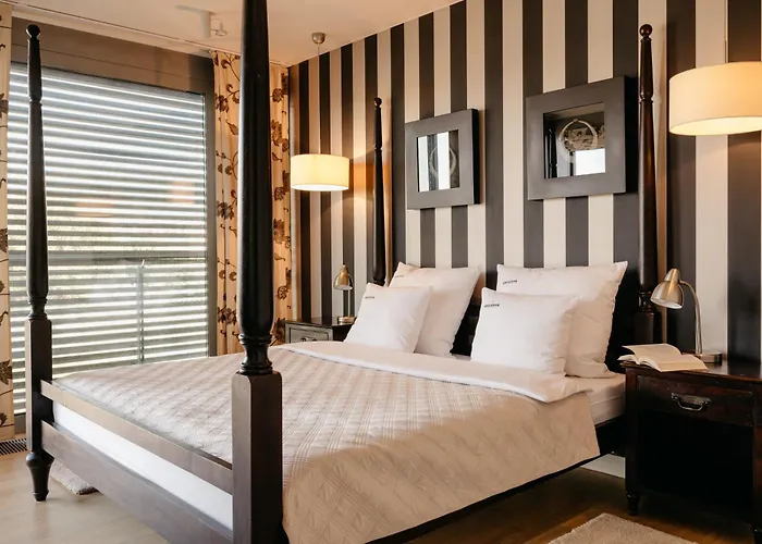 Apart Otel Inqse Marina